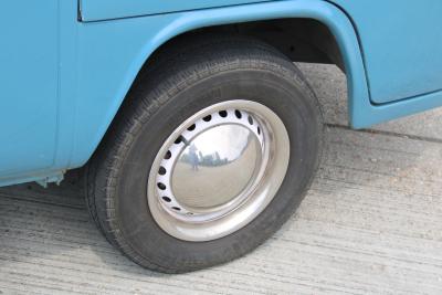 1976 Volkswagen CAMPER VAN