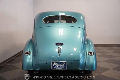1940 Ford Deluxe
