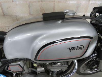 1956 NORTON MANX MODSEL 40M