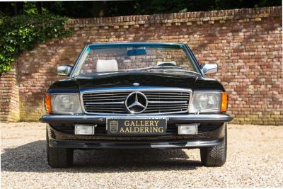 1986 Mercedes - Benz 420 SL &ldquo;The hidden strip is still there&rdquo;