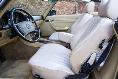 1986 Mercedes - Benz 420 SL &ldquo;The hidden strip is still there&rdquo;