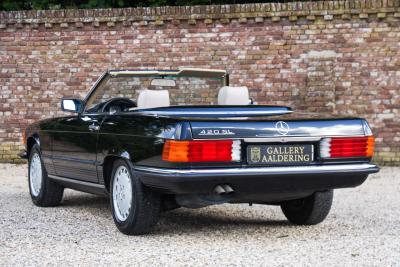 1986 Mercedes - Benz 420 SL &ldquo;The hidden strip is still there&rdquo;