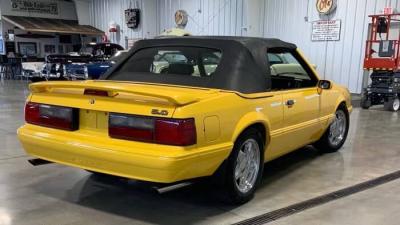1993 Ford Mustang