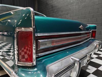 1975 Lincoln Continental