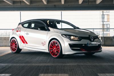 2015 Renault Megane RS 275 Trophy-R