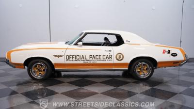 1972 Oldsmobile Cutlass Supreme Hurst/Olds Indy 500 Pace Car