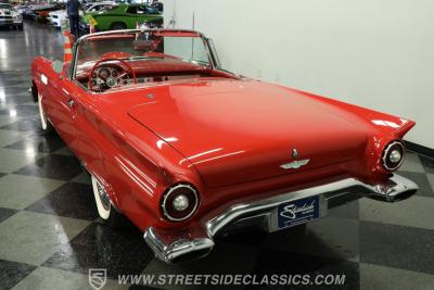 1957 Ford Thunderbird