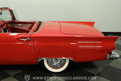 1957 Ford Thunderbird
