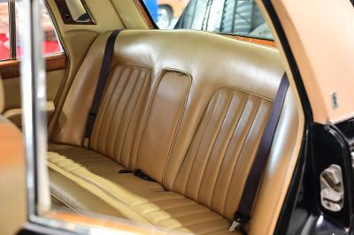 1972 Rolls - Royce SILVER CLOUD LWB