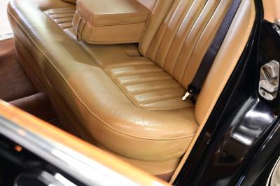 1972 Rolls - Royce SILVER CLOUD LWB