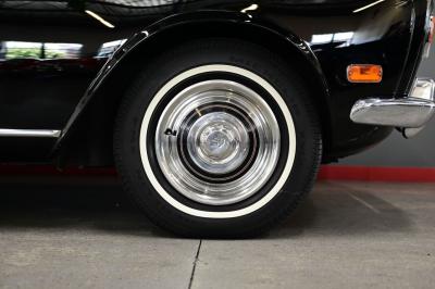 1972 Rolls - Royce SILVER CLOUD LWB