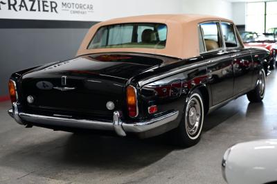 1972 Rolls - Royce SILVER CLOUD LWB