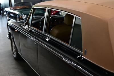 1972 Rolls - Royce SILVER CLOUD LWB
