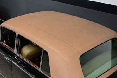 1972 Rolls - Royce SILVER CLOUD LWB