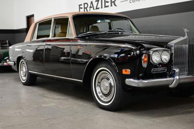1972 Rolls - Royce SILVER CLOUD LWB