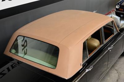1972 Rolls - Royce SILVER CLOUD LWB