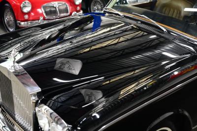 1972 Rolls - Royce SILVER CLOUD LWB