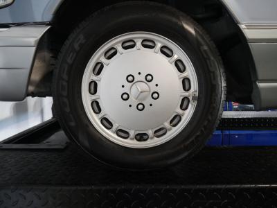 1986 Mercedes - Benz 300SDL