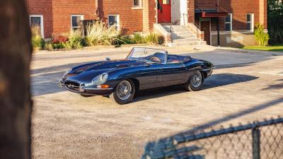 1962 Jaguar E-Type Series 1 3.8 Roadster