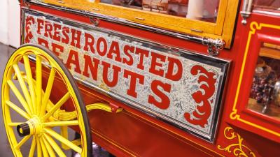 1909 Cretors Improved Special Model &ldquo;C&rdquo; Popcorn Wagon