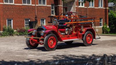 1924 American-LaFrance Type 40 Combination Chemical and Hose Fire Truck