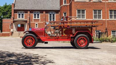 1924 American-LaFrance Type 40 Combination Chemical and Hose Fire Truck