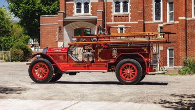 1924 American-LaFrance Type 40 Combination Chemical and Hose Fire Truck