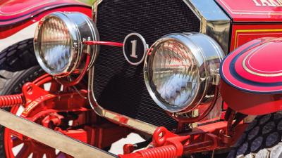 1924 American-LaFrance Type 40 Combination Chemical and Hose Fire Truck