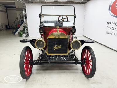 1914 Ford T
