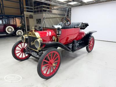 1914 Ford T