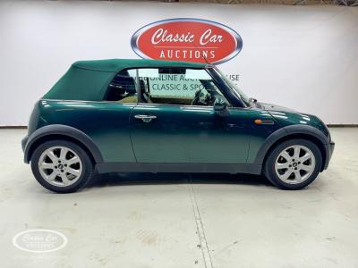 2004 Mini COOPER
