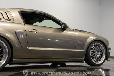 2005 Ford Mustang GT Supercharged