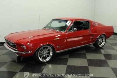1967 Ford Mustang Fastback Restomod