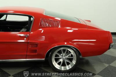 1967 Ford Mustang Fastback Restomod