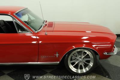 1967 Ford Mustang Fastback Restomod