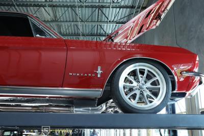1967 Ford Mustang Fastback Restomod
