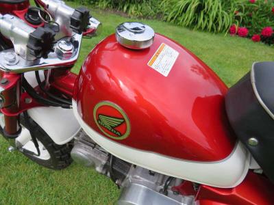 2000 Honda Z50 MILLENIUM LIMITED EDITION