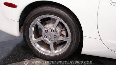 2004 Chevrolet Corvette