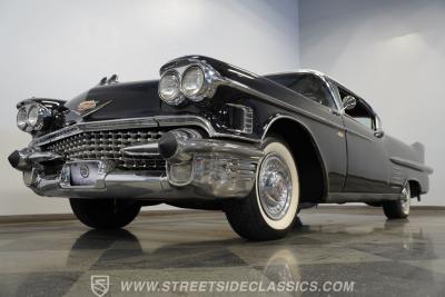 1958 Cadillac Series 62 Coupe de Ville