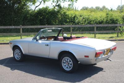 1981 Fiat 124 SPIDER LHD