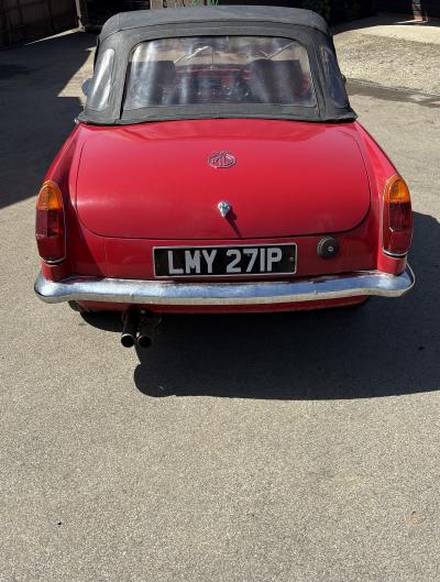 1976 MG B Roadster
