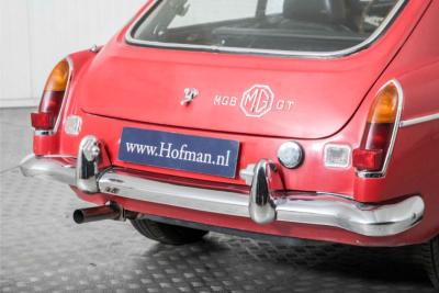 1967 MG B