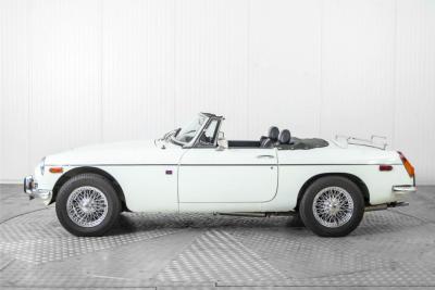 1975 MG B