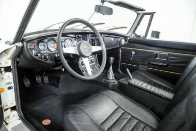 1975 MG B