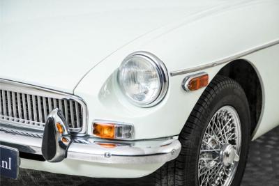 1975 MG B