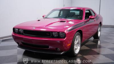 2010 Dodge Challenger R/T Furious Fuchsia Edition