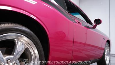 2010 Dodge Challenger R/T Furious Fuchsia Edition