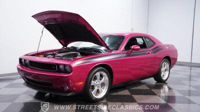 2010 Dodge Challenger R/T Furious Fuchsia Edition