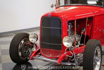 1932 Ford 5-Window Coupe