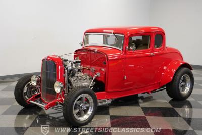 1932 Ford 5-Window Coupe